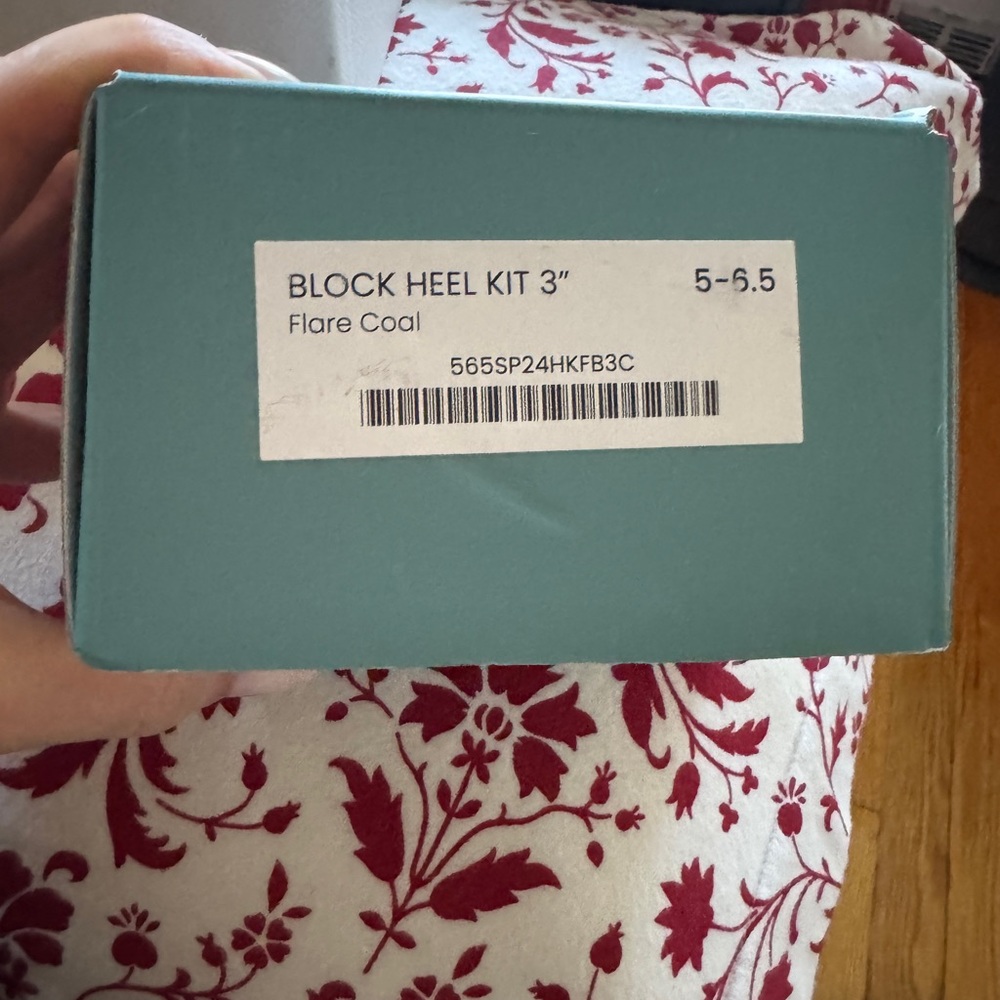 Block Heel Kit 3" in coal Pashion footwear 
5-61/2